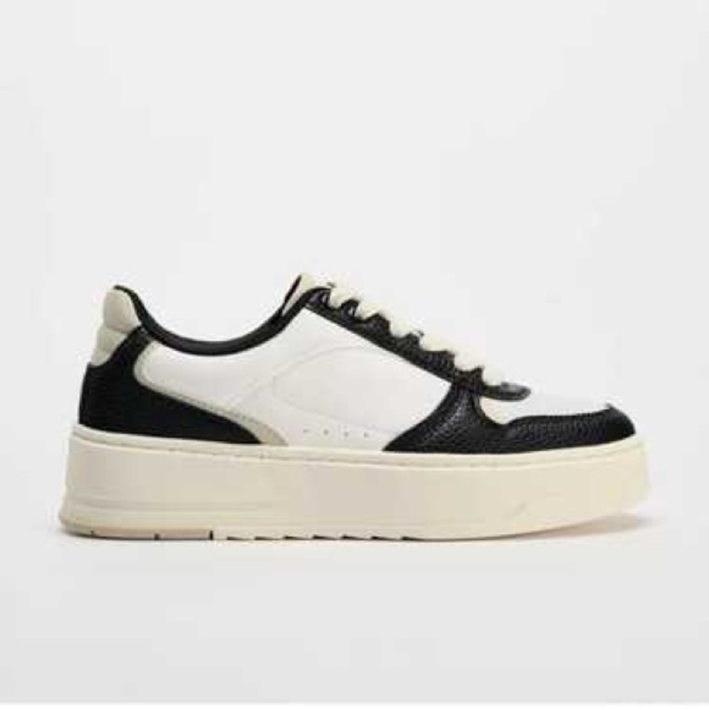 Zara inspired by alo contrast sneakers 6.5